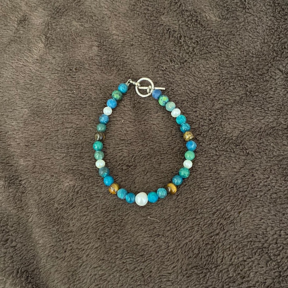 Turquoise tiger eye and pearl bracelet